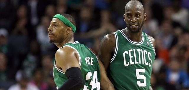 17年前的今天阿森纳战胜曼联，纳斯里踢出生涯最佳一战（17年前今日，阿森纳击败曼联，纳斯里奉献巅峰一战）